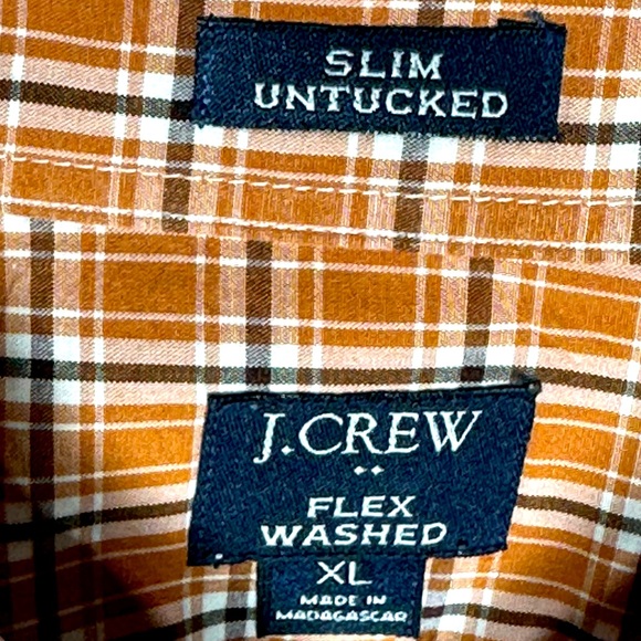 j.Crew slim fit extra large, untucked, awesome shirt, sharp and clean. - Picture 2 of 3